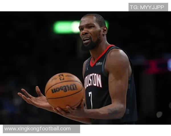 杜兰特谈防守与进攻的双重责任助力球队全方位提升