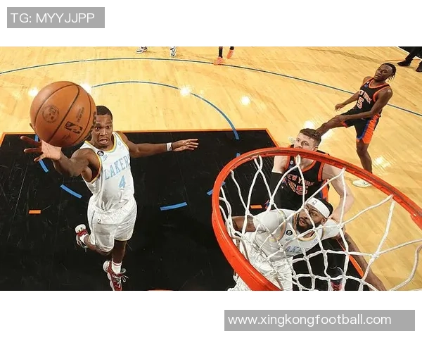 曾令旭分析詹姆斯复出后首发阵容建议替换八村塁